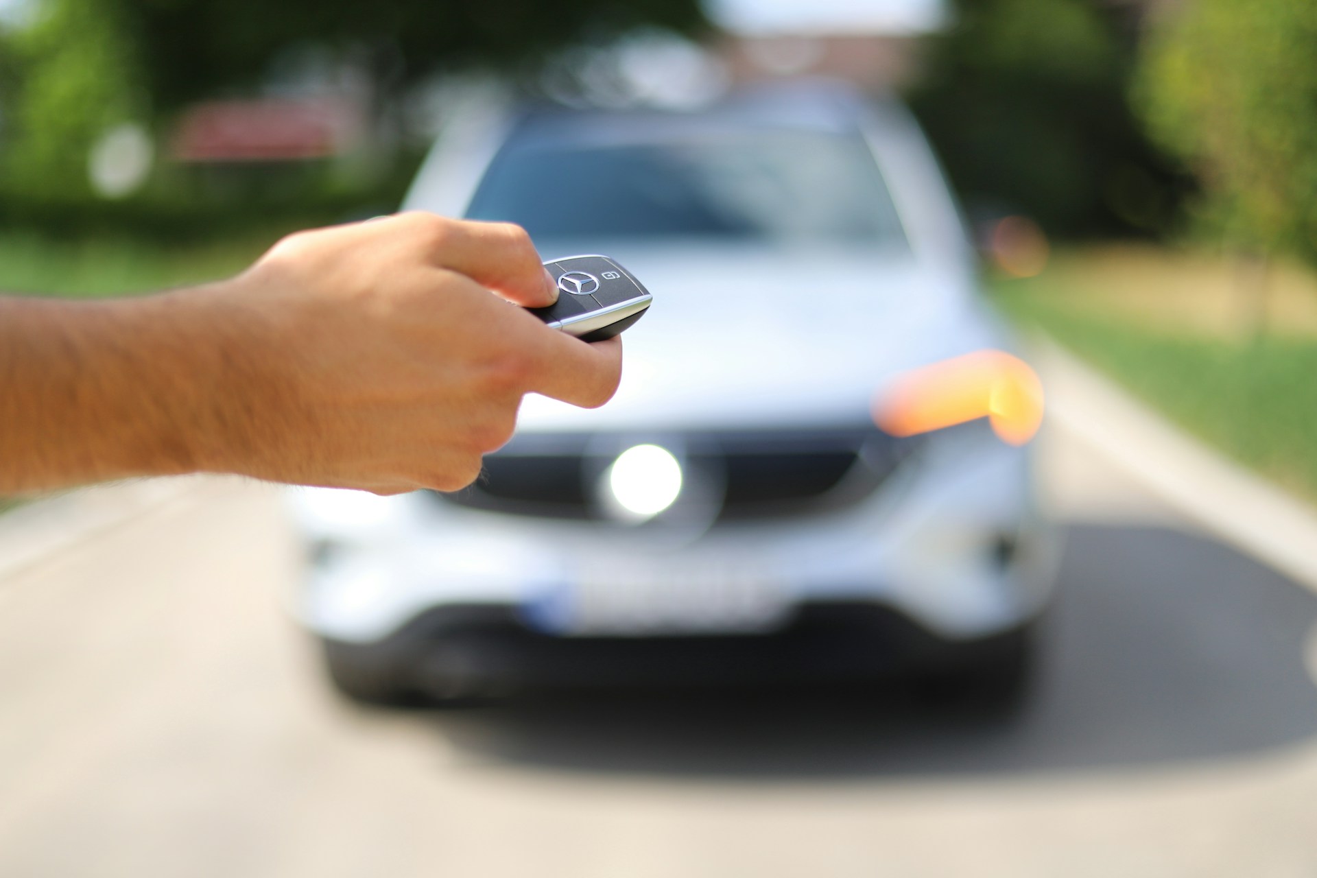 The Complete Guide to Cloning BMW BDC2/BDC3/BCP Keys with Xhorse Key Tool Plus The Complete Guide to Cloning BMW BDC2/BDC3/BCP Keys with Xhorse Key Tool Plus
