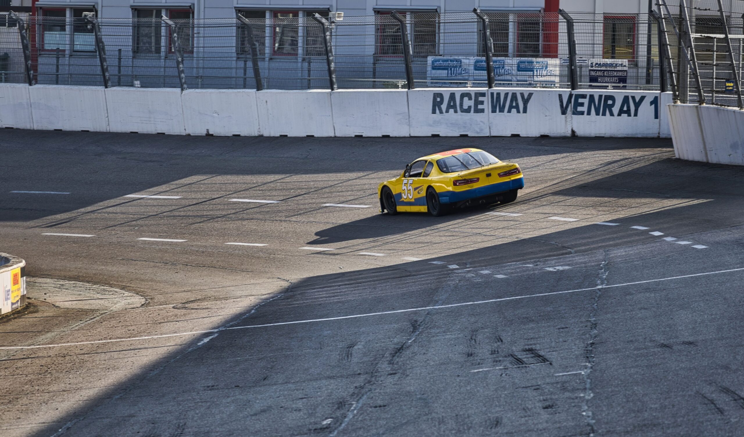 NASCAR vs Formula 1: Which Offers the Best Betting Opportunities? NASCAR vs Formula 1: Which Offers the Best Betting Opportunities?