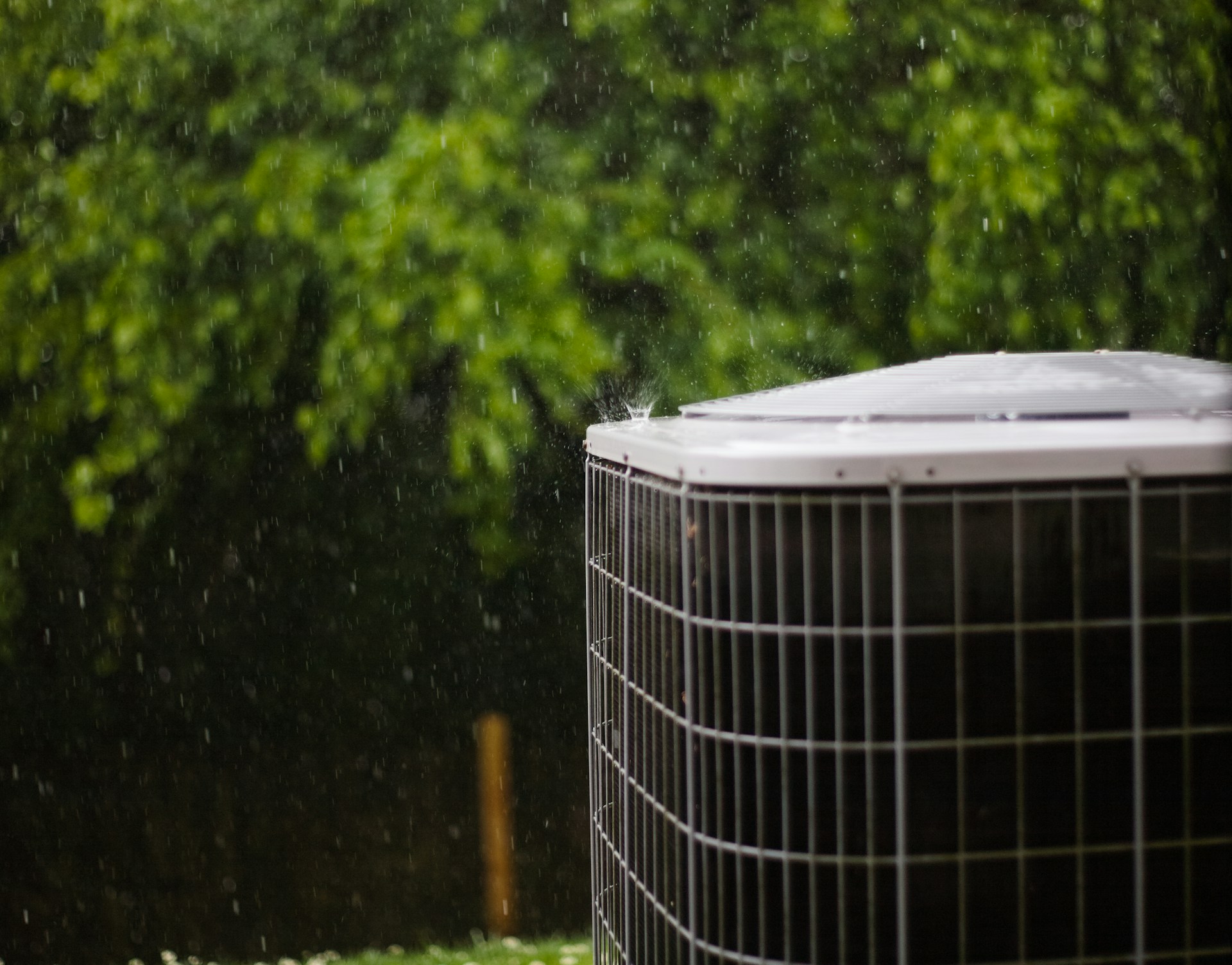 Choosing the Right HVAC Contractor for Reliable Home Comfort and Long-Term System Performance Choosing the Right HVAC Contractor for Reliable Home Comfort and Long-Term System Performance