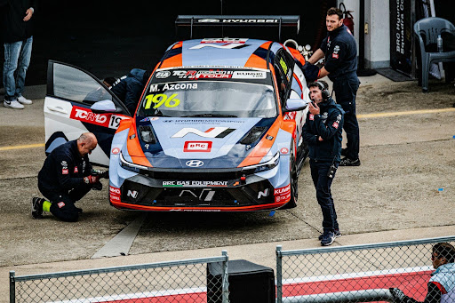 How Successful Motorsport Teams Balance Performance and Budget How Successful Motorsport Teams Balance Performance and Budget