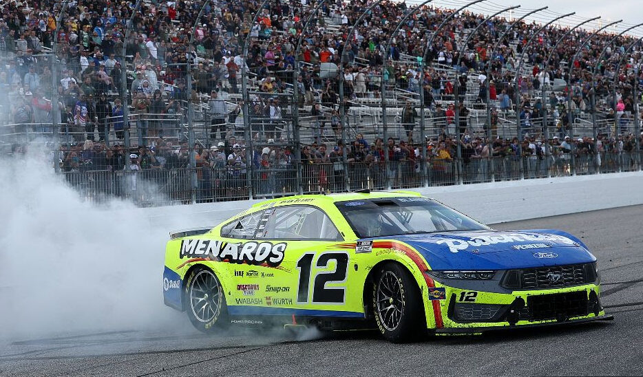 RYAN BLANEY WINS BACK-TO-BACK AT NEW HAMPSHIRE MOTOR SPEEDWAY RYAN BLANEY WINS BACK-TO-BACK AT NEW HAMPSHIRE MOTOR SPEEDWAY