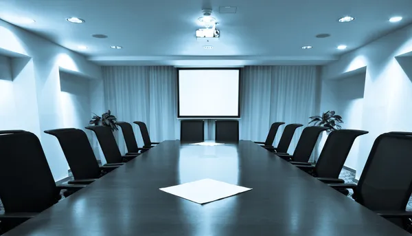 Best Meeting Rooms in Dubai: The Factors a Capacity Chart Won’t Show You Best Meeting Rooms in Dubai: The Factors a Capacity Chart Won’t Show You