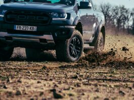 How to Build the Ultimate Motorsport Support Vehicle for Off-Road Racing