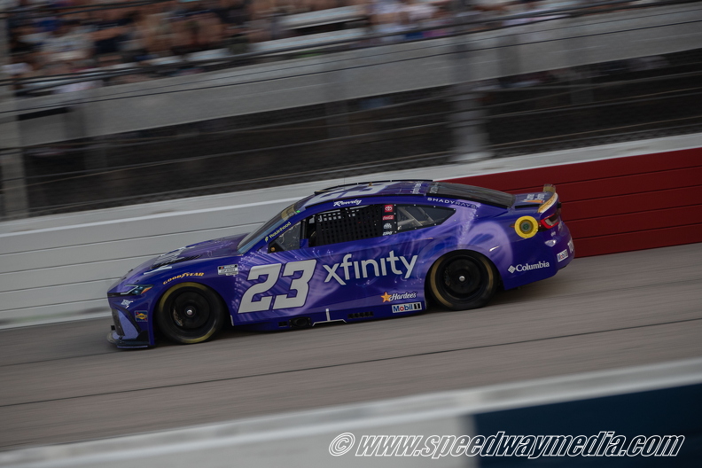 Bubba Wallace posts strong top-10 result in first Chase event at Darlington Bubba Wallace posts strong top-10 result in first Chase event at Darlington