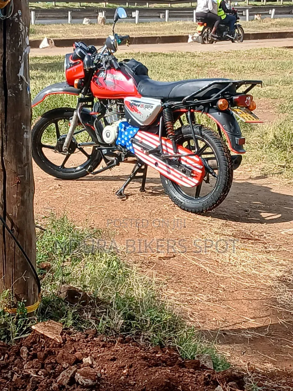 Bajaj Boxer 125 2022 Red