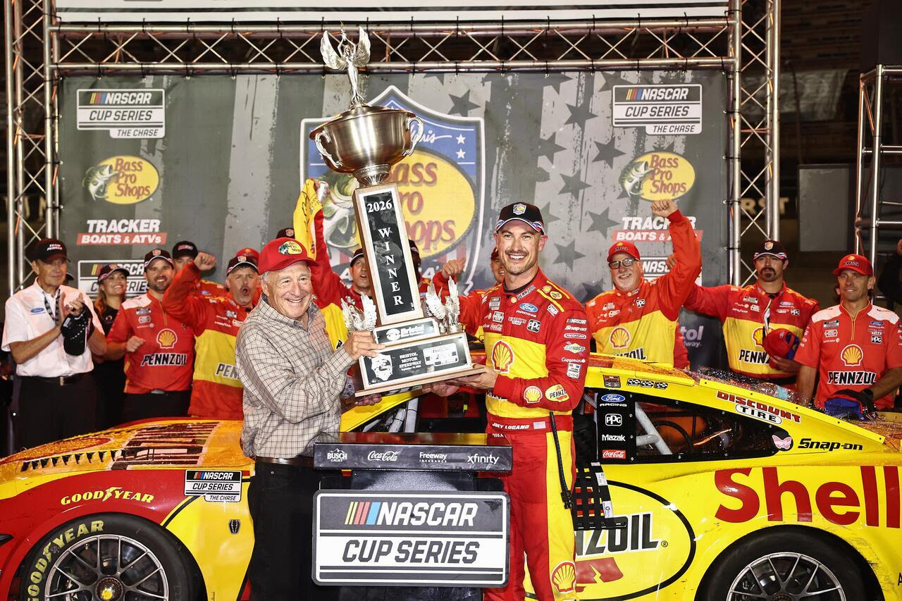 LOGANO POWERS PAST TANGLED HOCEVAR, GIBBS AND BLANEY TO TAKE VICTORY AT BASS PRO SHOPS NIGHT RACE AT BRISTOL LOGANO POWERS PAST TANGLED HOCEVAR, GIBBS AND BLANEY TO TAKE VICTORY AT BASS PRO SHOPS NIGHT RACE AT BRISTOL