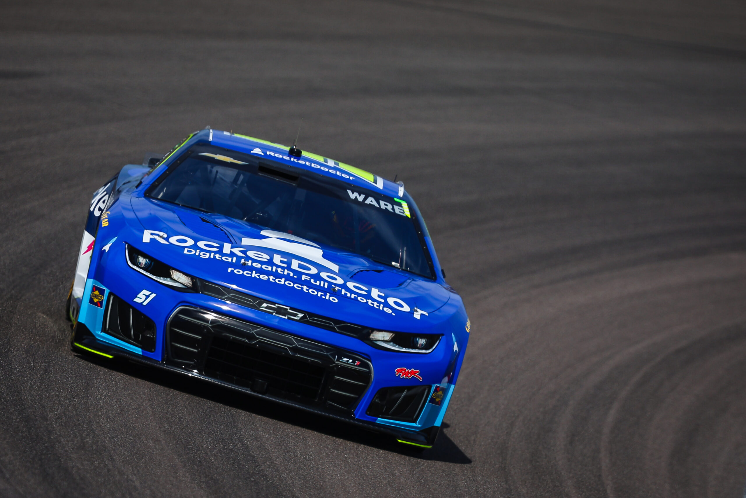 Intermediates, Immediately: Kansas Speedway Begins Three-Race Run at Intermediate-Style Tracks Intermediates, Immediately: Kansas Speedway Begins Three-Race Run at Intermediate-Style Tracks