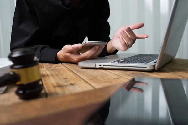 How a Personal Injury Law Firm Fights Hard for Your Full Payout How a Personal Injury Law Firm Fights Hard for Your Full Payout