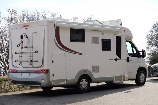 Why a Trusted Dealer Matters When Choosing a Used Caravan Why a Trusted Dealer Matters When Choosing a Used Caravan