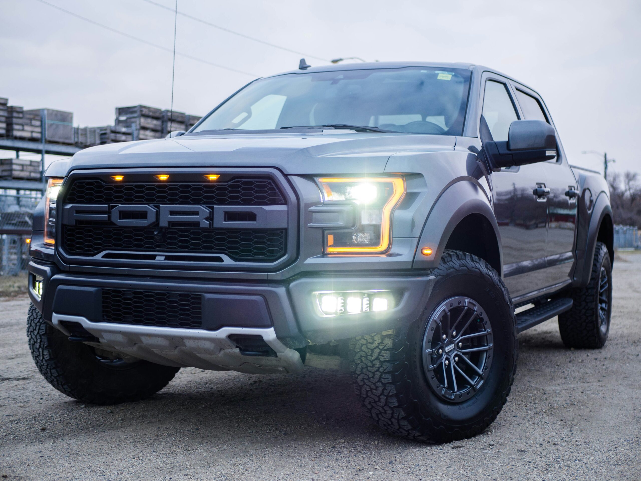 5 Key Things – What to Look for at a Ford Dealership 5 Key Things – What to Look for at a Ford Dealership