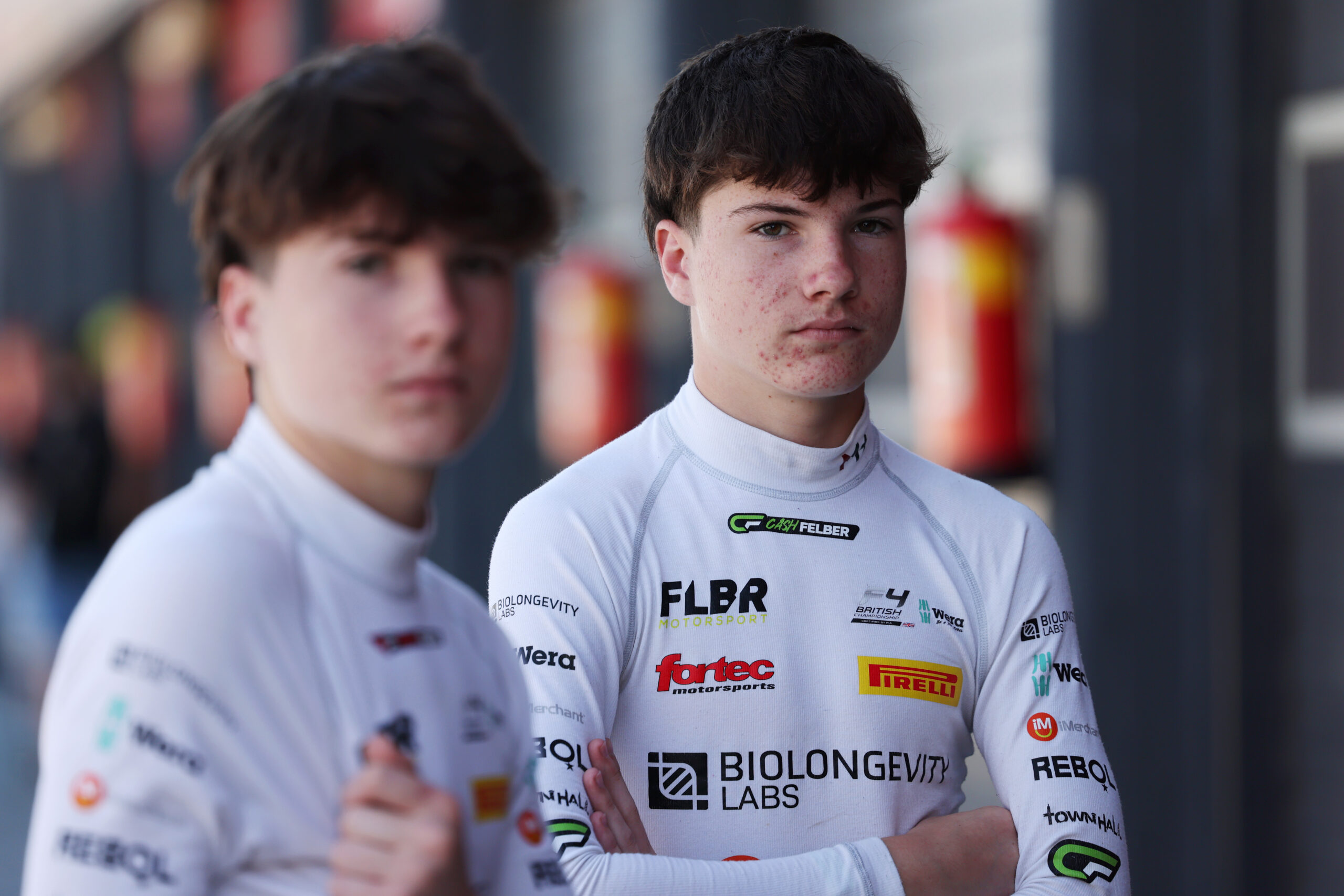 IDENTICAL TWINS MAKE HISTORY AND COMPLETE DEBUT BRITISH F4 SEASON IDENTICAL TWINS MAKE HISTORY AND COMPLETE DEBUT BRITISH F4 SEASON