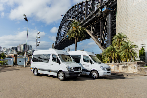 Minibus Hire vs Multiple Taxis: Which Is Better for Group Travel? Minibus Hire vs Multiple Taxis: Which Is Better for Group Travel?