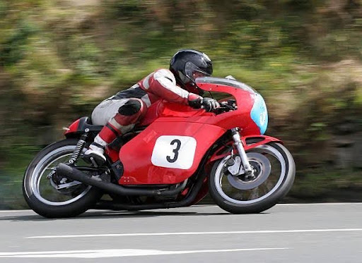 Role of Full-Body Protective Gear in Reducing Motorcycle Crash Injuries Role of Full-Body Protective Gear in Reducing Motorcycle Crash Injuries