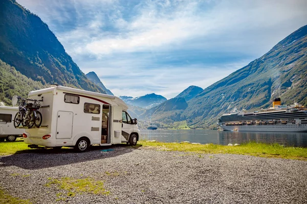 6 Best Campervan Electrical System Calculators for DIY Van Conversions in the UK (2026) 6 Best Campervan Electrical System Calculators for DIY Van Conversions in the UK (2026)
