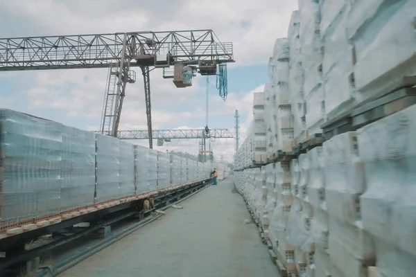 Packaging Straps for Spare Parts: Choose the Material Around the Whole Journey Packaging Straps for Spare Parts: Choose the Material Around the Whole Journey
