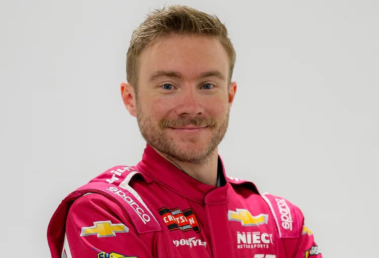 Matt Mills Returns to NCTS Competition with Niece Motorsports at Charlotte Matt Mills Returns to NCTS Competition with Niece Motorsports at Charlotte