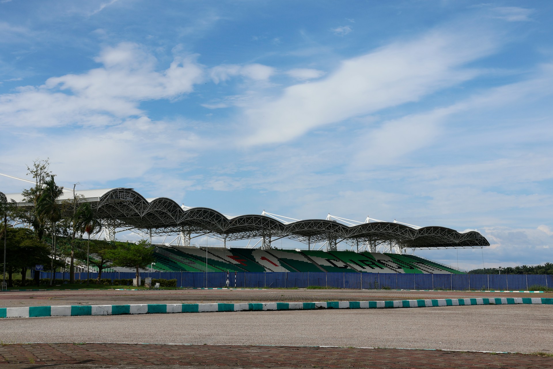From Sepang to Singapore: F1 Odds and Storylines to Follow From Sepang to Singapore: F1 Odds and Storylines to Follow
